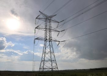 Electricity_pylons_tlc_5