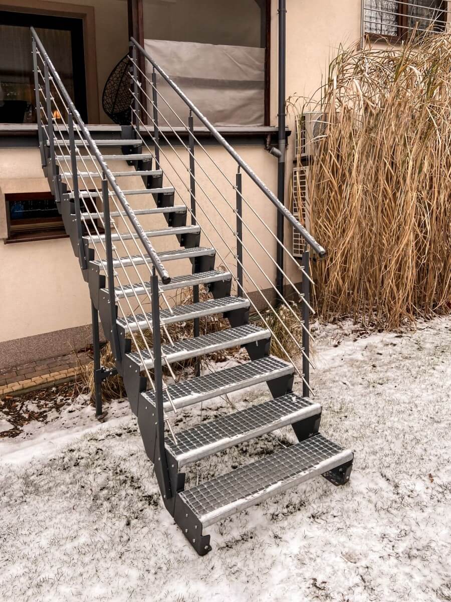 90cm Wide Garden Outdoor Reinforced Galvanised  Stairs 